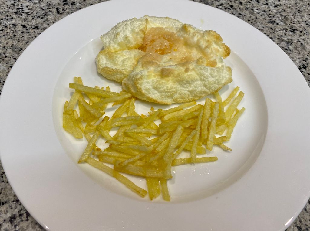 Huevo Nube al Parmesano