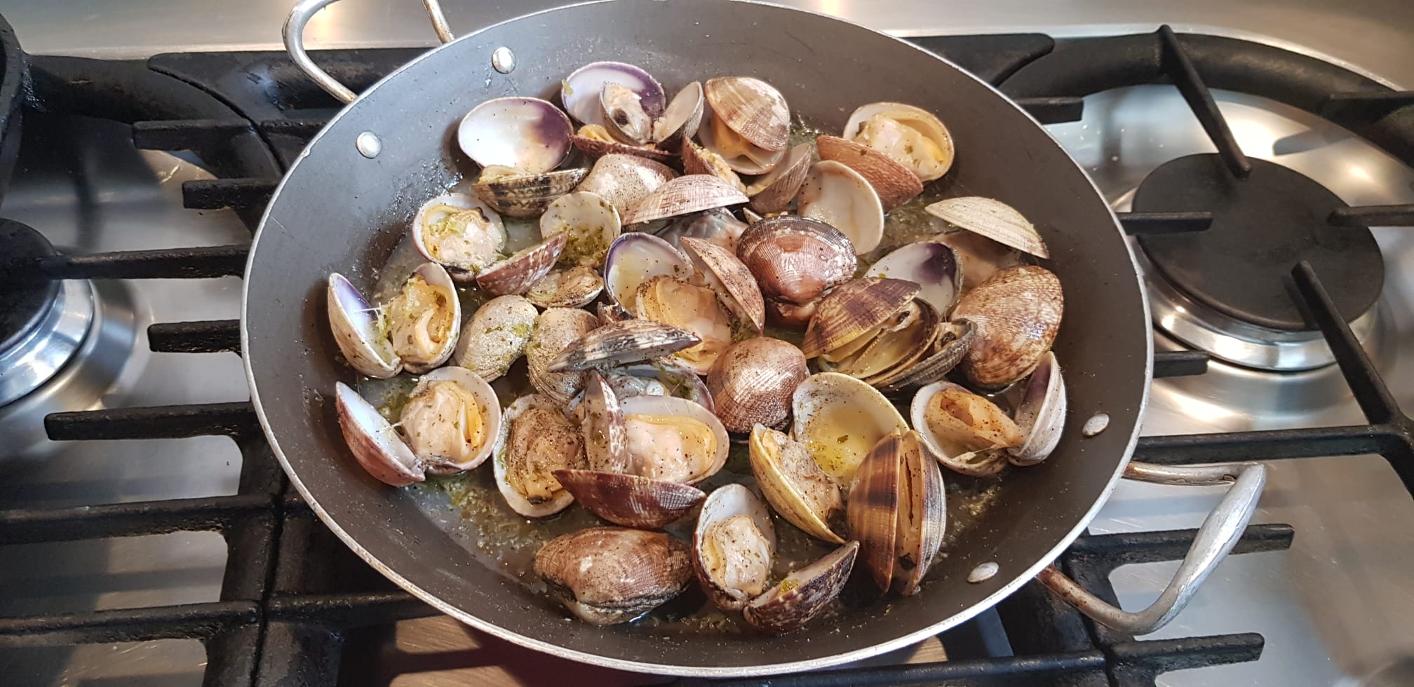 Almejas a la Marinera