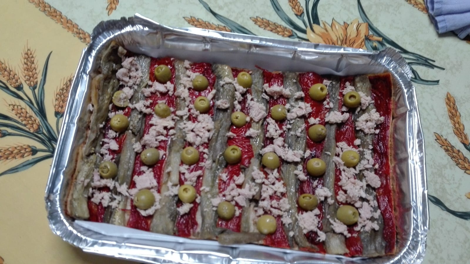 Coca de Escalivada Atún y Aceitunas