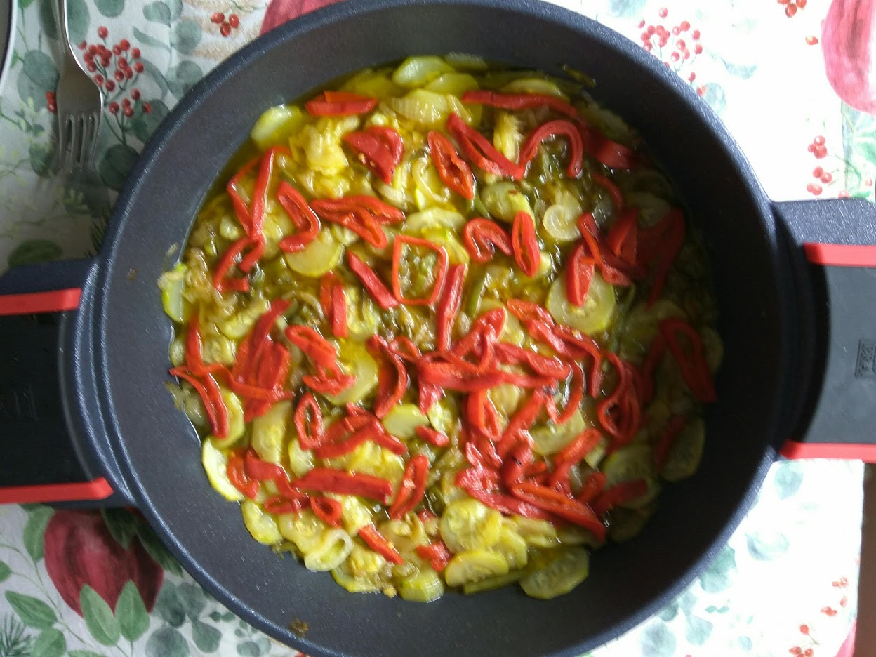 Revuelto de Calabacines y Pimientos