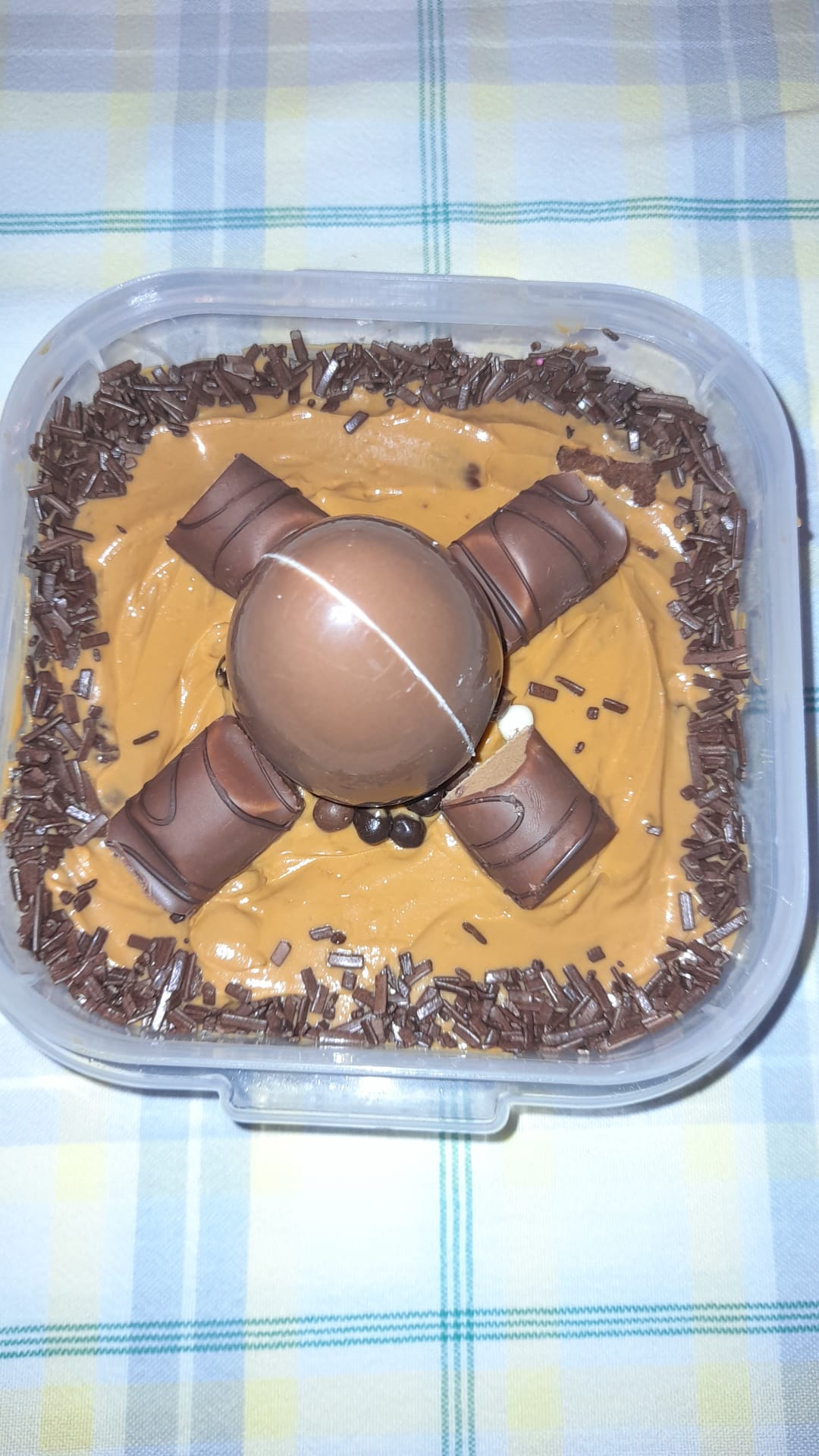 Mona Hecha con Chocotorta