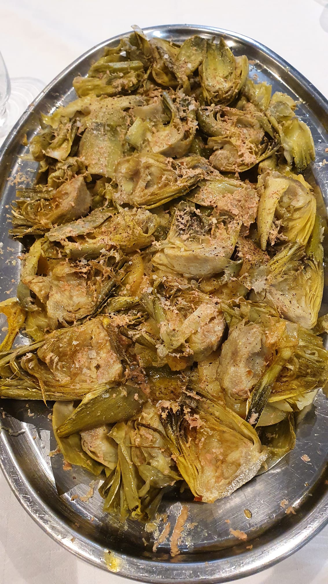 Alcachofas con Patatas y Foie