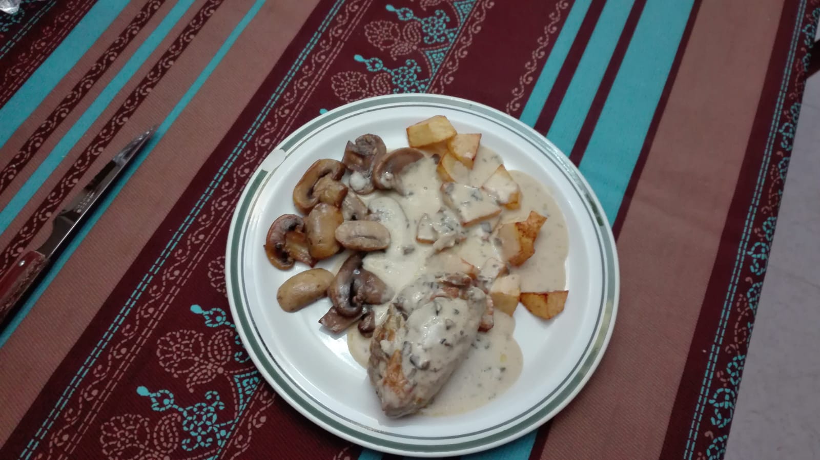 Jamoncito de Pollo Relleno de Setas